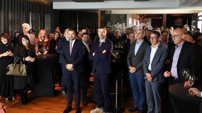 Business Outlook 24/25
